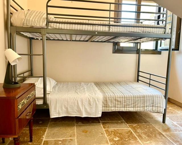 라피나 Summer House With A Pool Near Sea, Port & Airport 아파트 외부 사진